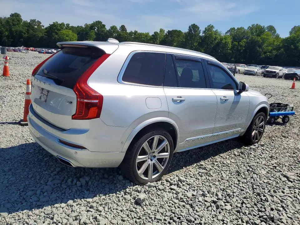 2018 VOLVO XC90 T6  