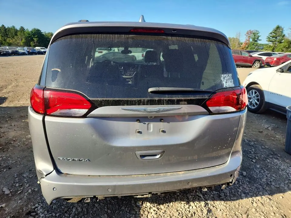 2017 CHRYSLER PACIFICA TOURING L PLUS  
