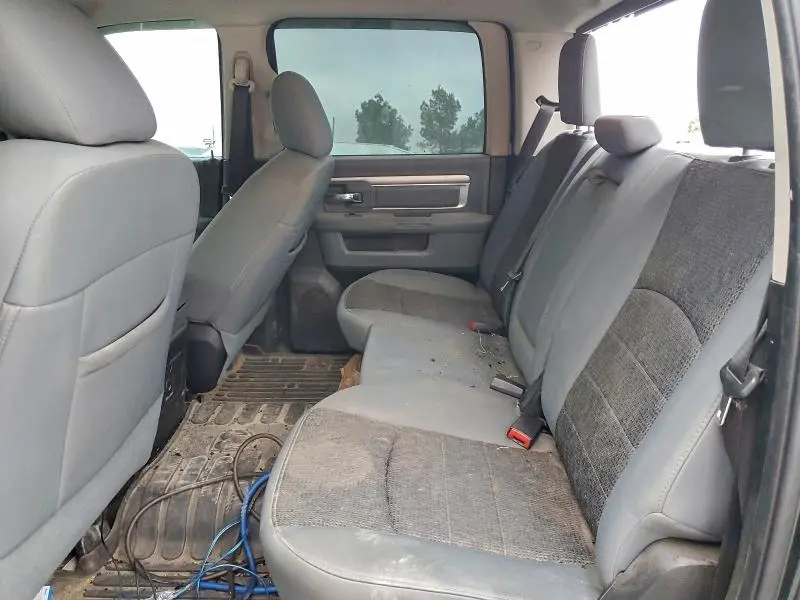 2014 RAM 1500 SLT  