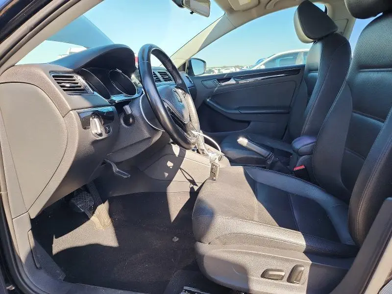 2017 VOLKSWAGEN JETTA SEL  