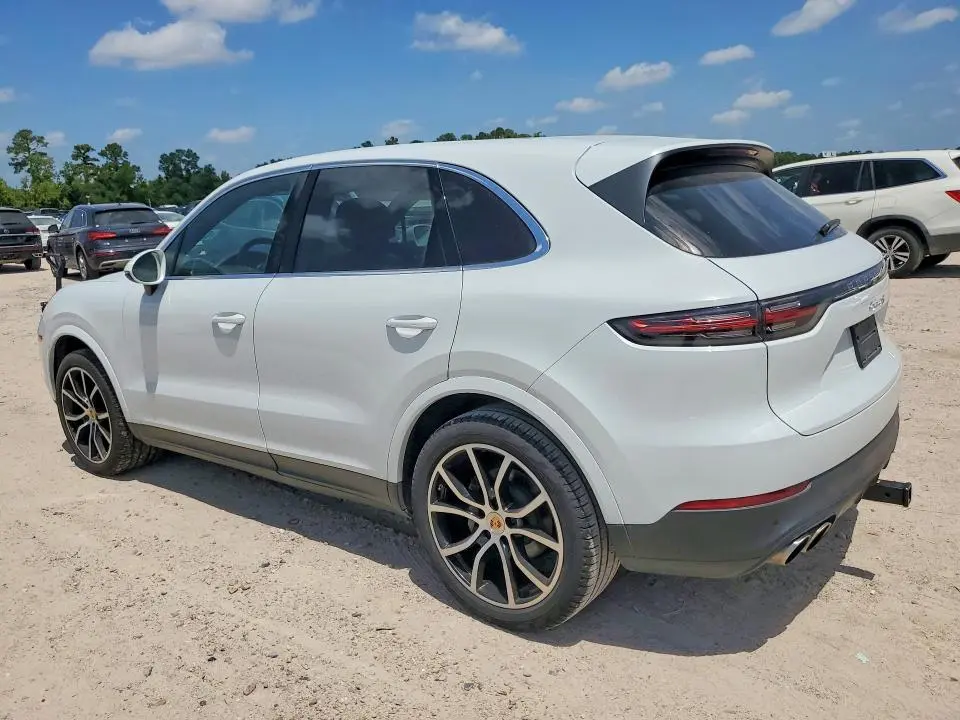 2019 PORSCHE CAYENNE S  