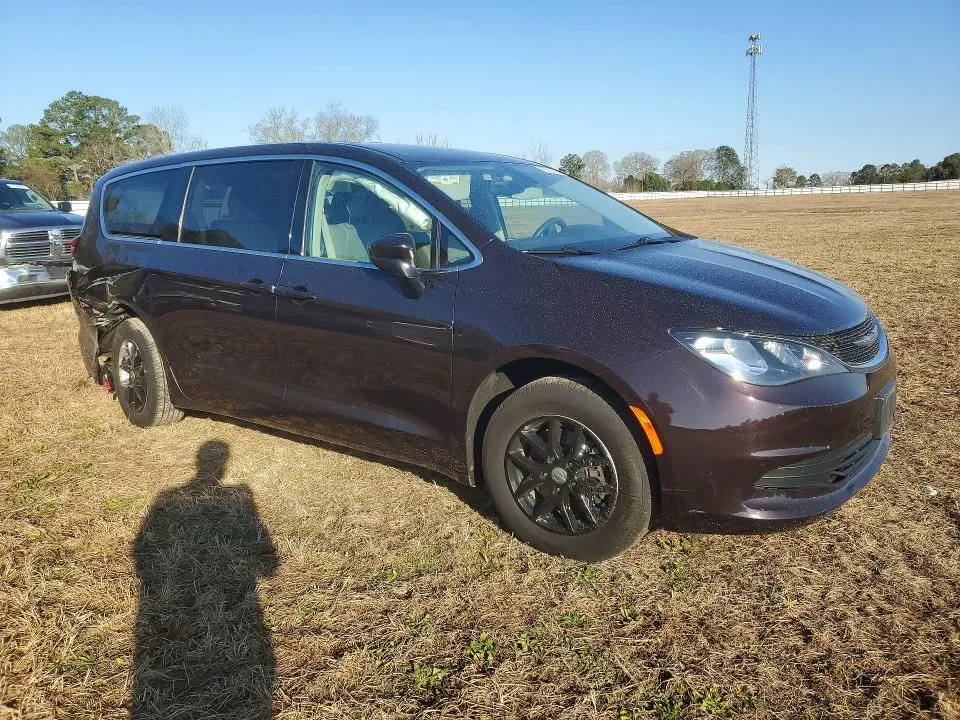 2017 CHRYSLER PACIFICA LX  