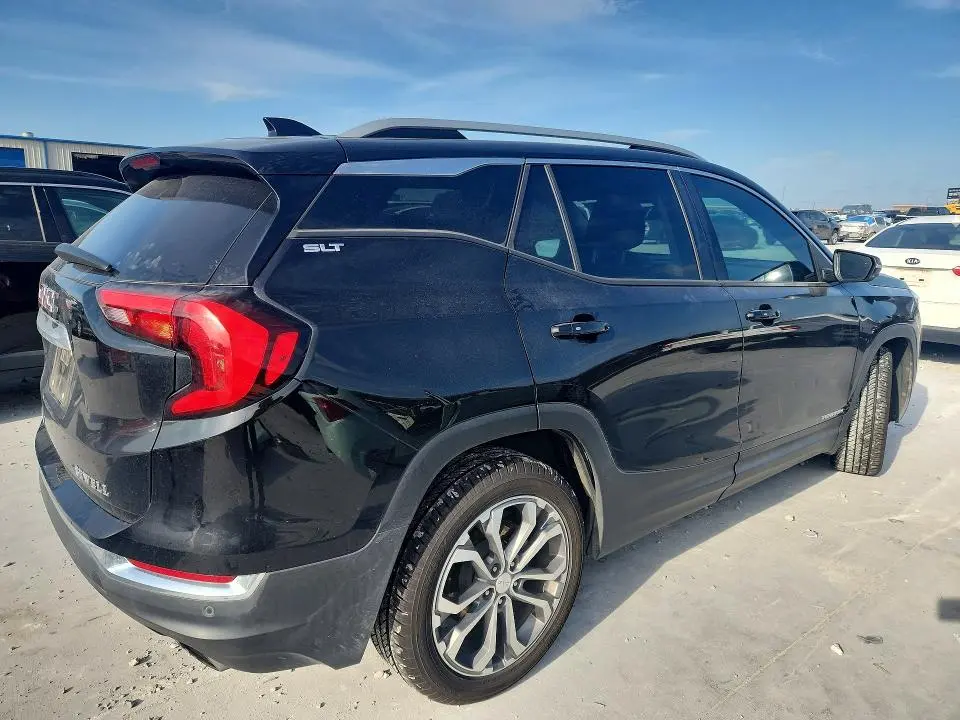 2018 GMC TERRAIN SLT  