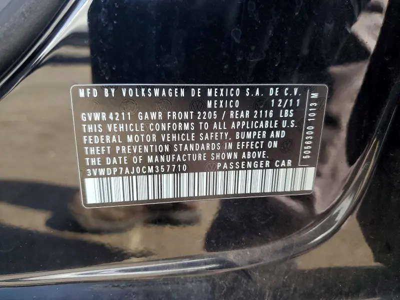 2012 VOLKSWAGEN JETTA SE  