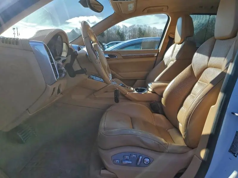 2014 PORSCHE CAYENNE TURBO  