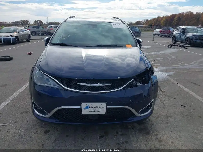 2017 CHRYSLER PACIFICA LIMITED