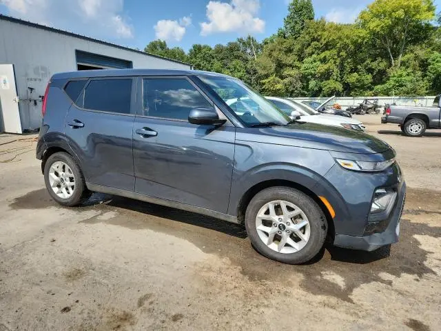 2021 KIA SOUL LX  