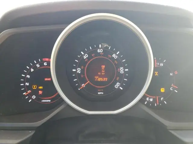 2010 TOYOTA 4RUNNER SR5  