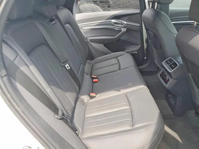 2024 AUDI Q8 E-TRON SPORTBACK PREMIUM PLUS  