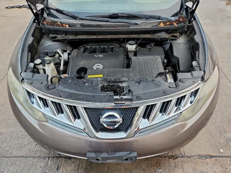 2010 NISSAN MURANO S  