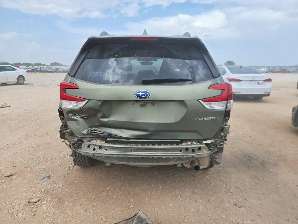 2019 SUBARU FORESTER PREMIUM  
