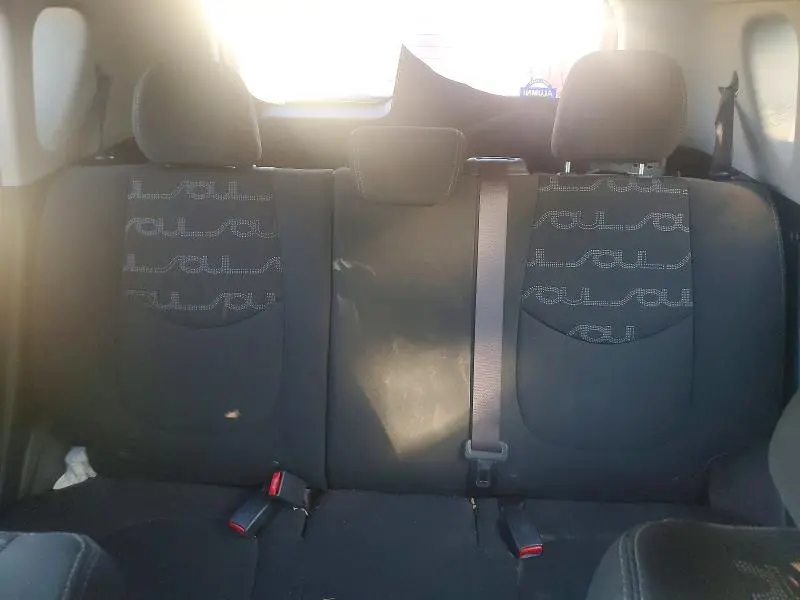 2013 KIA SOUL +  