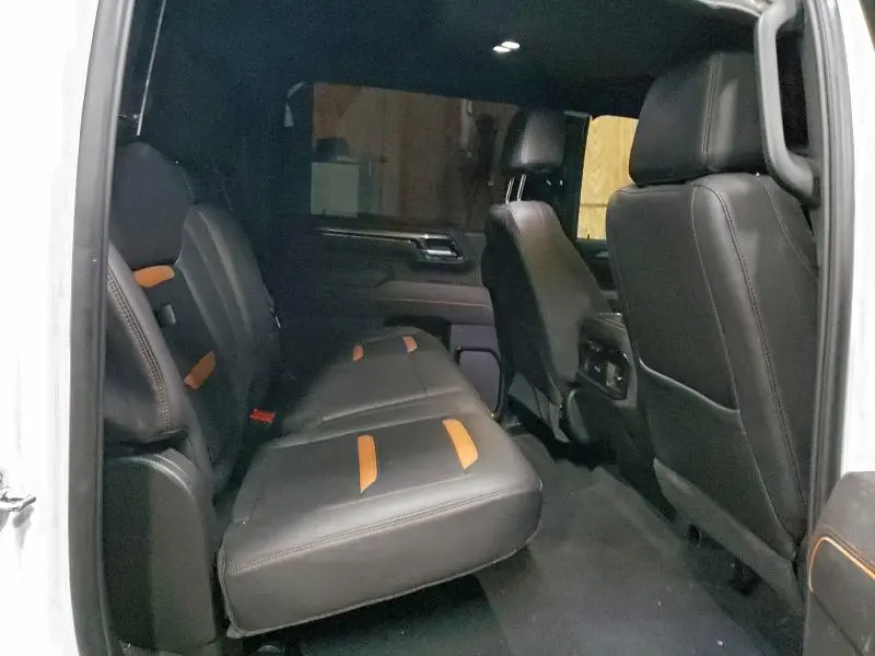 2026 GMC SIERRA K2500 AT4  