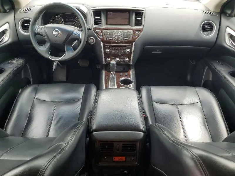 2015 NISSAN PATHFINDER SL  