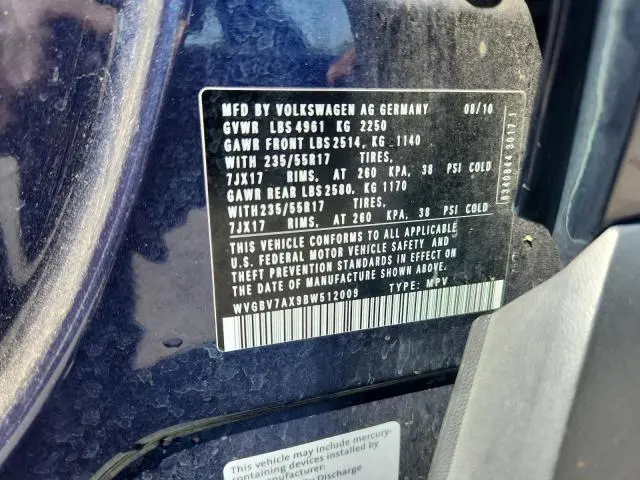 2011 VOLKSWAGEN TIGUAN S  