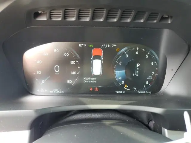 2016 VOLVO XC90 T6  