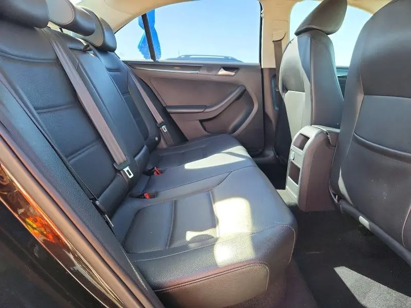 2017 VOLKSWAGEN JETTA SEL  