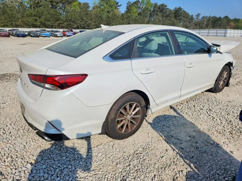 2019 HYUNDAI SONATA SE  