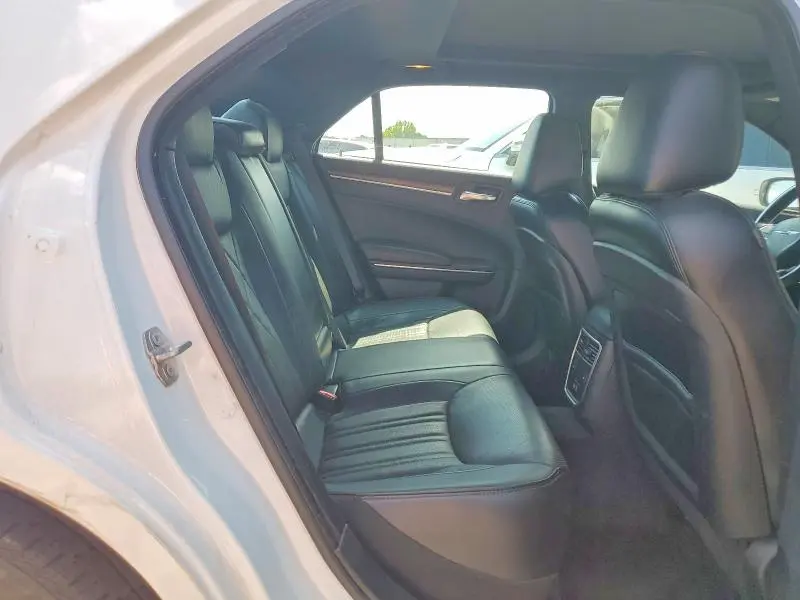 2017 CHRYSLER 300C PLATINUM  