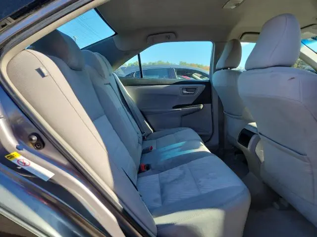 2015 TOYOTA CAMRY LE  