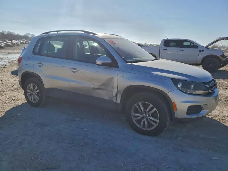 2016 VOLKSWAGEN TIGUAN S  
