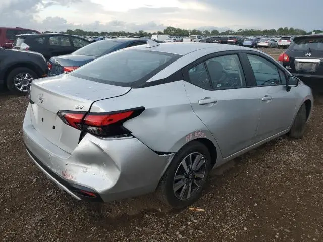 2023 NISSAN VERSA SV  