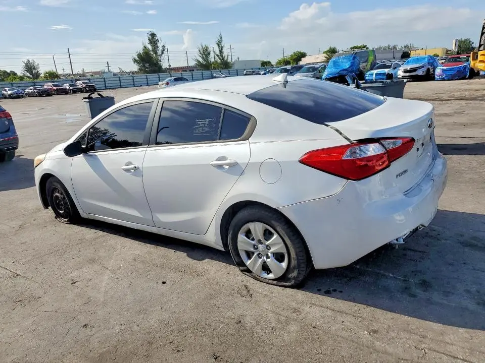 2014 KIA FORTE LX  