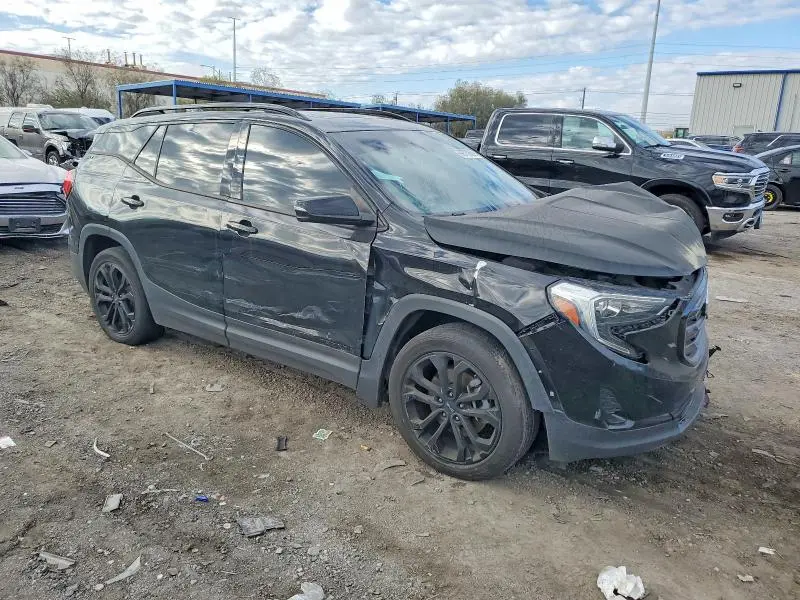 2020 GMC TERRAIN SLT  