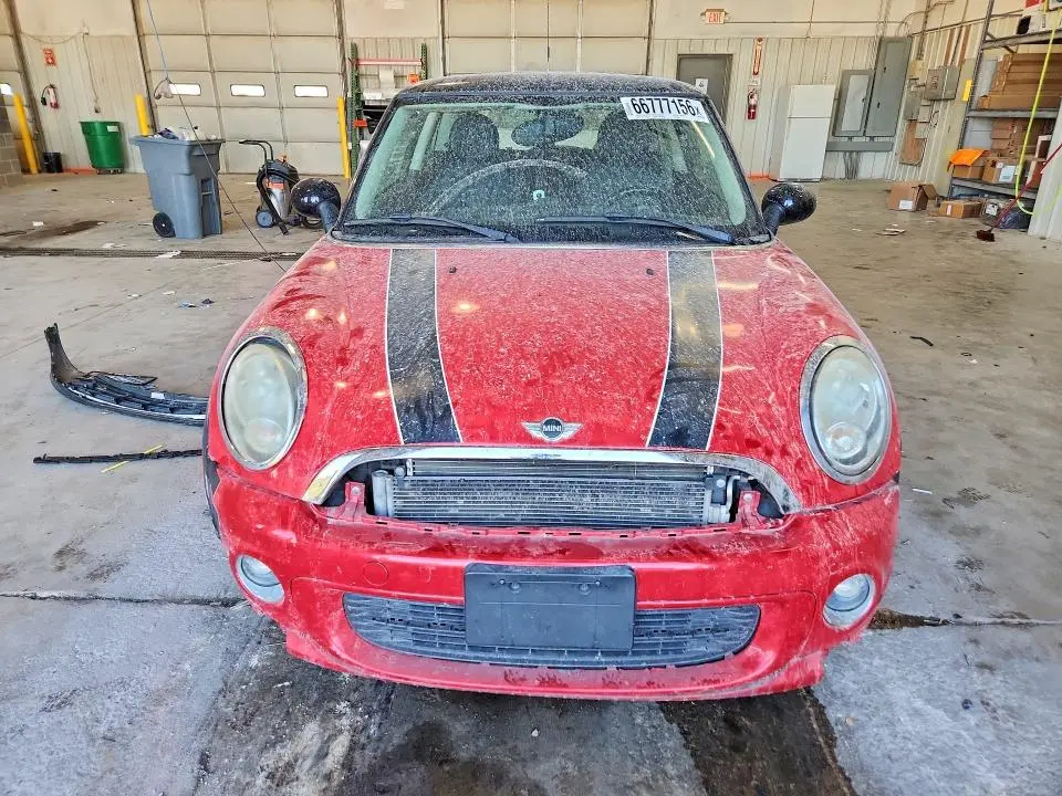2013 MINI COOPER BASE  