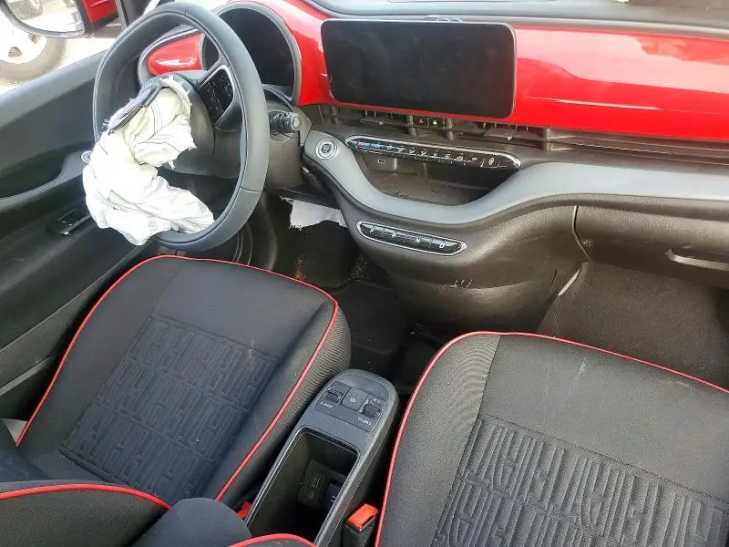 2024 FIAT 500 E RED  