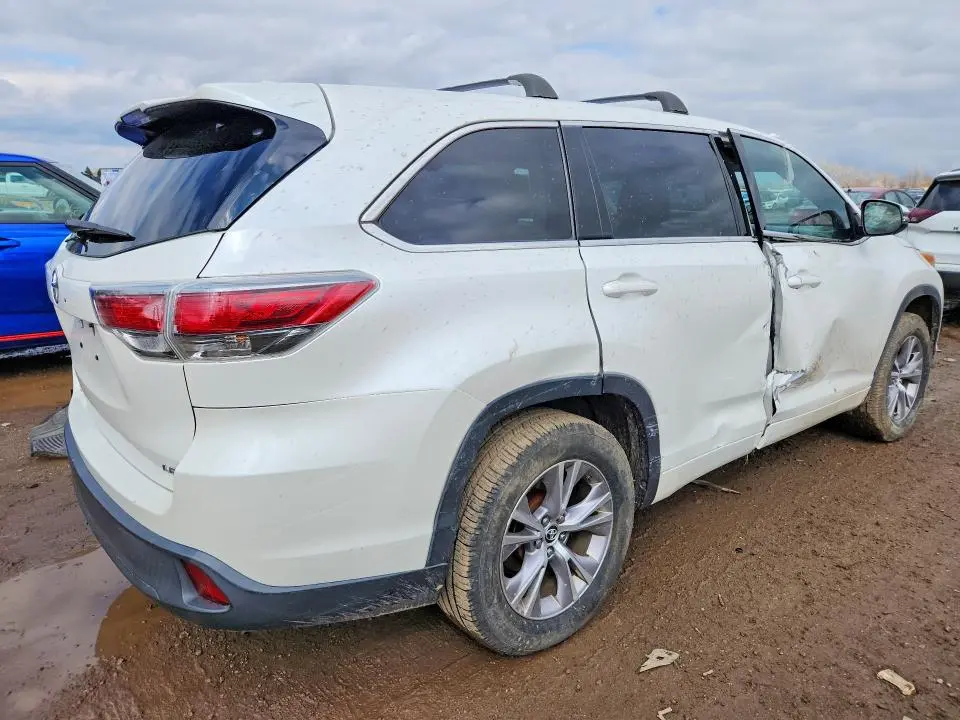 2016 TOYOTA HIGHLANDER LE PLUS  