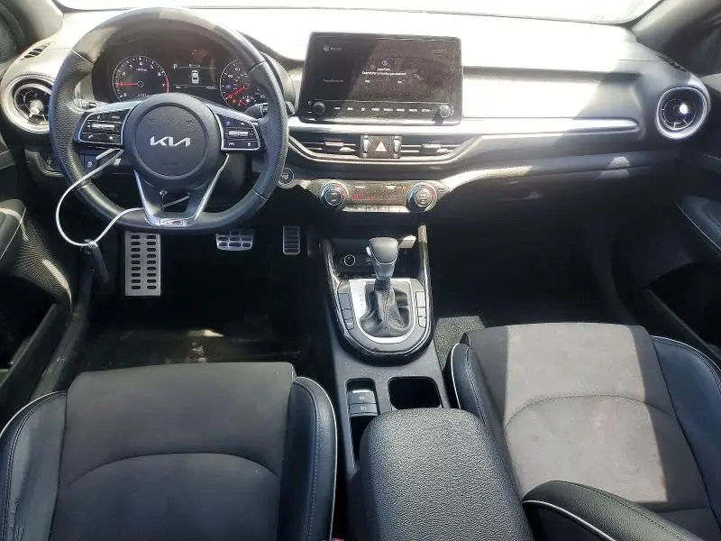 2022 KIA FORTE GT LINE  