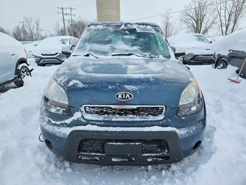 2011 KIA SOUL +  