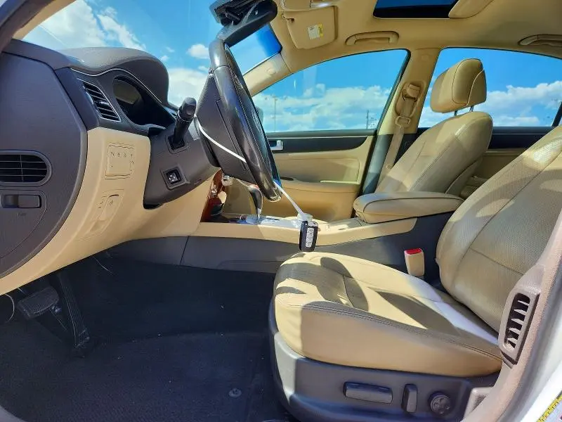 2012 HYUNDAI GENESIS 3.8L  