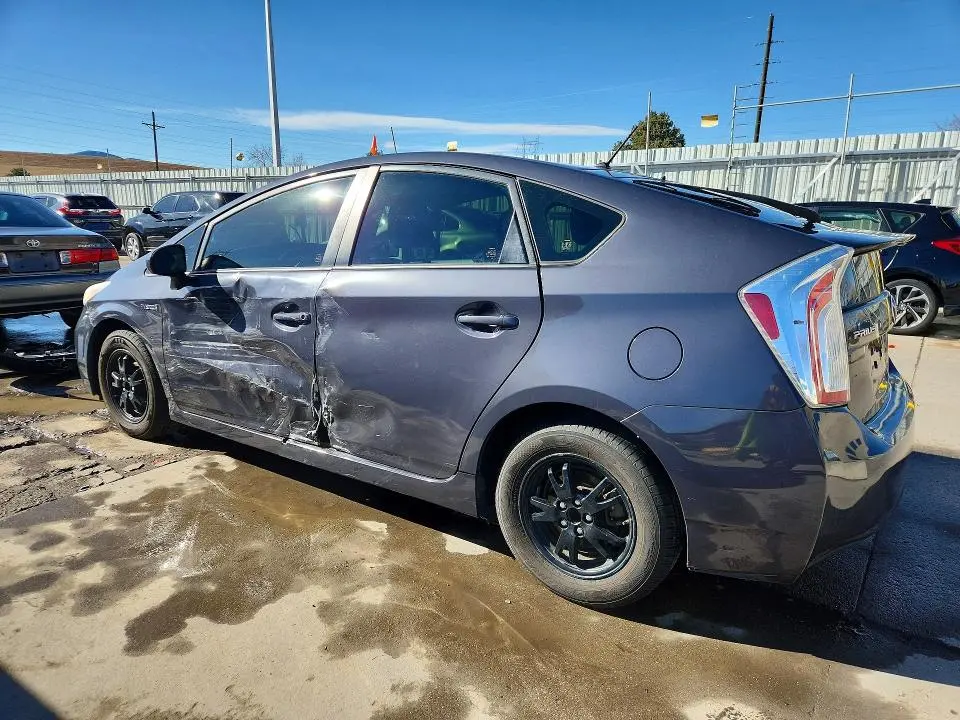 2013 TOYOTA PRIUS   