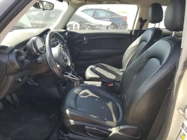 2015 MINI COOPER 