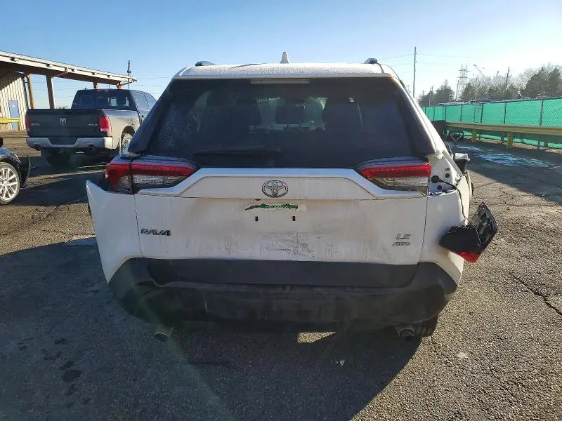 2019 TOYOTA RAV4 LE  