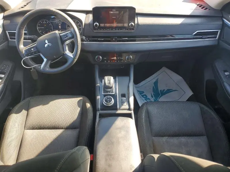 2022 MITSUBISHI OUTLANDER ES  