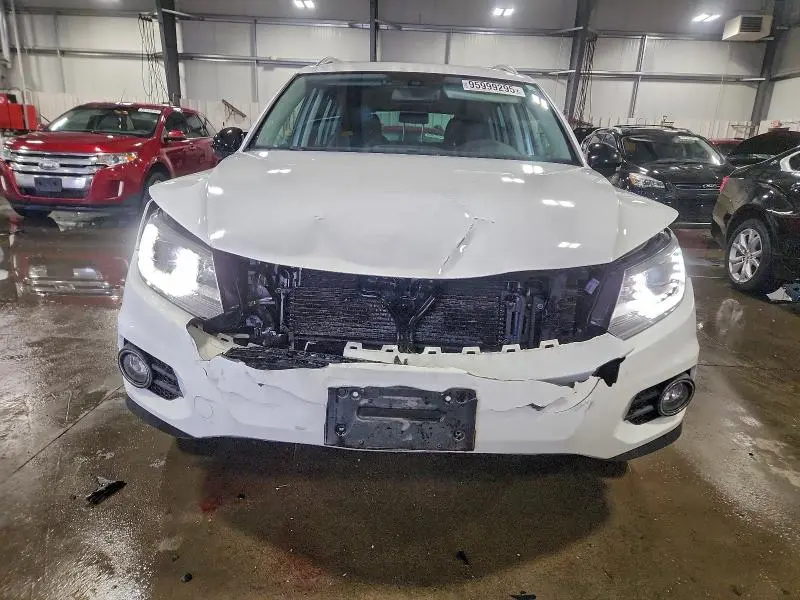 2017 VOLKSWAGEN TIGUAN SPORT  