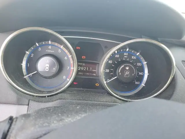2011 HYUNDAI SONATA GLS  