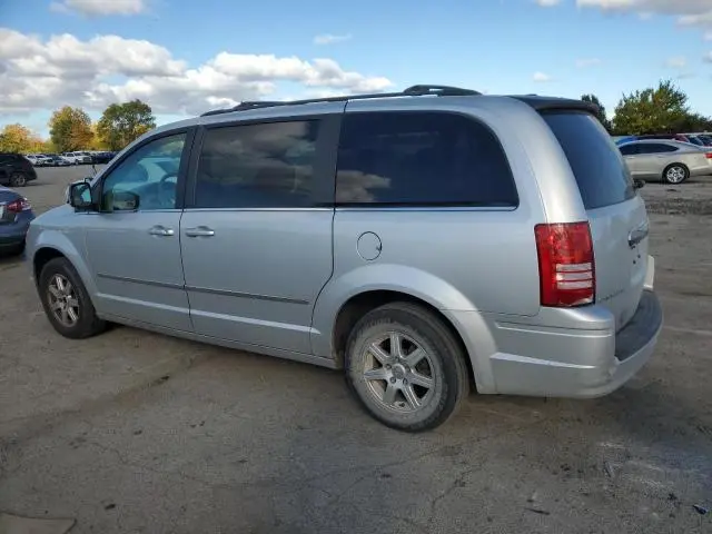 2010 CHRYSLER TOWN & COUNTRY TOURING  