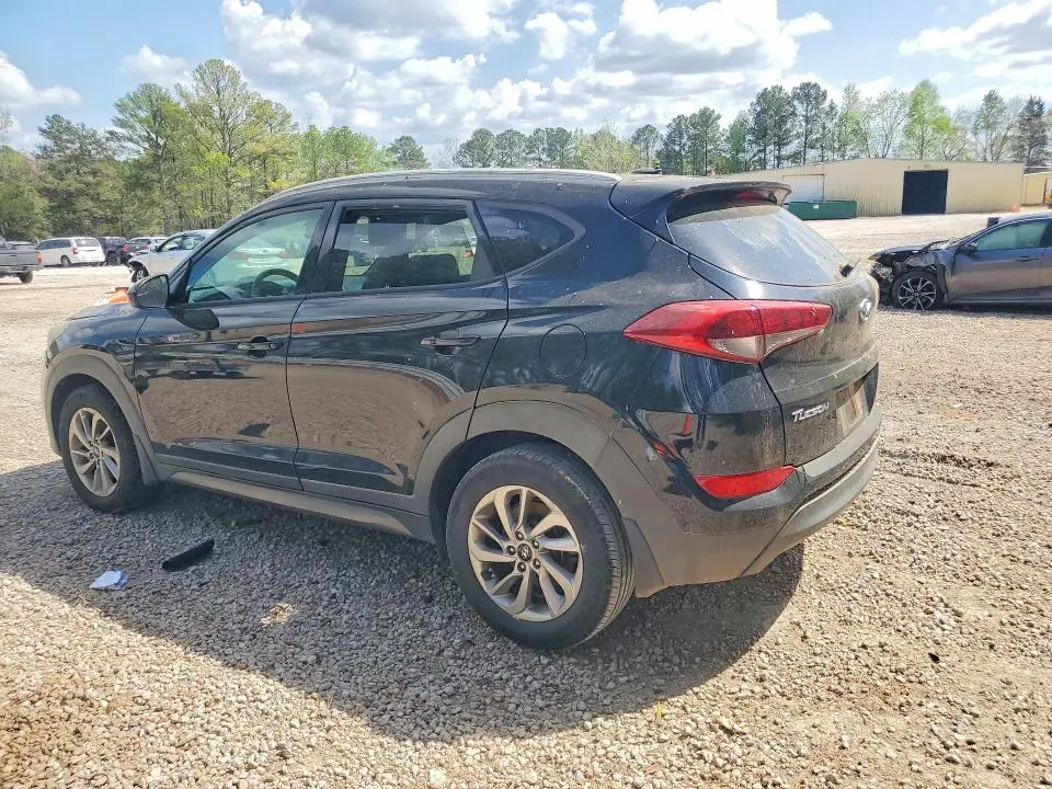 2016 HYUNDAI TUCSON SE  