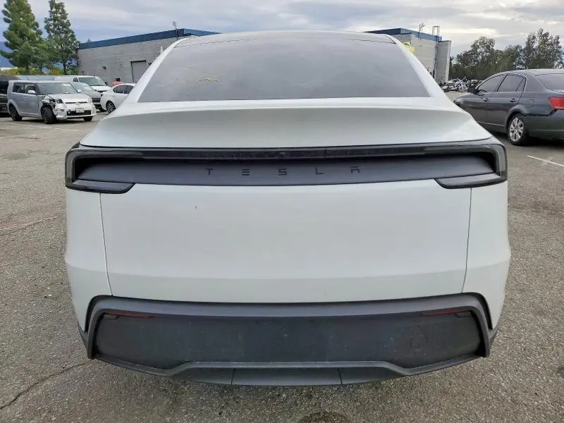 2026 TESLA MODEL Y   