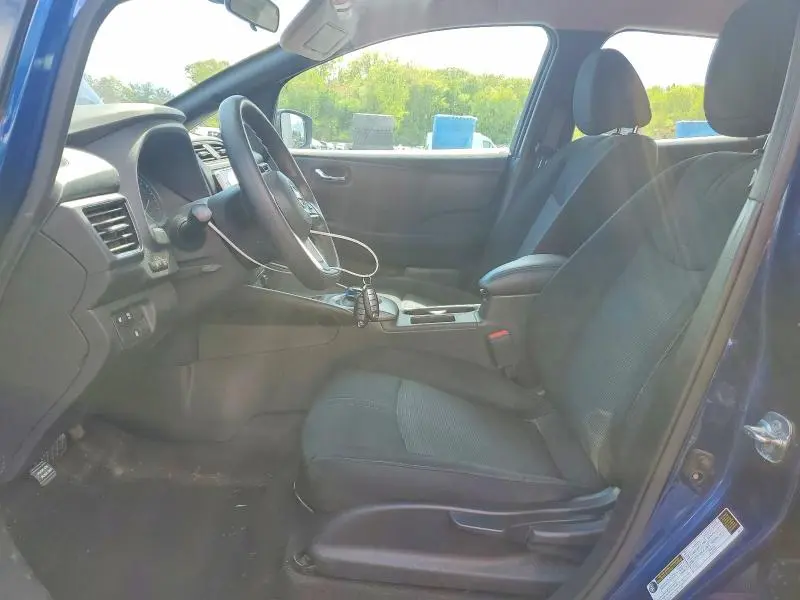 2022 NISSAN LEAF S  