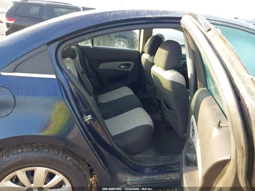 2011 CHEVROLET CRUZE LS