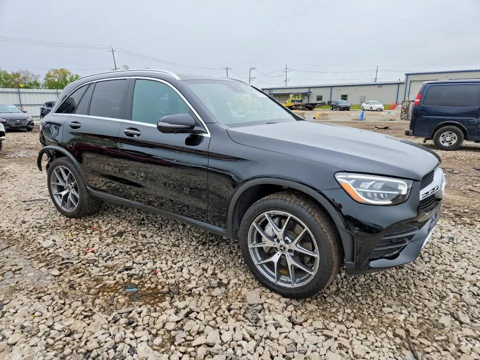 2022 MERCEDES-BENZ GLC 300 4MATIC  