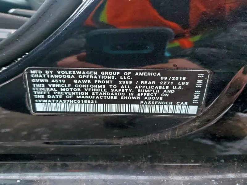 2017 VOLKSWAGEN PASSAT S  