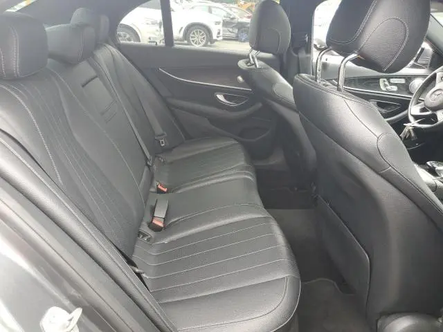 2017 MERCEDES-BENZ E 300 4MATIC  