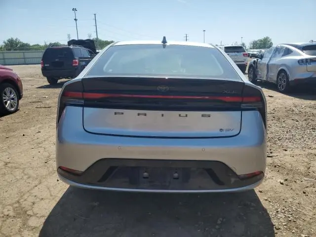2024 TOYOTA PRIUS LE  