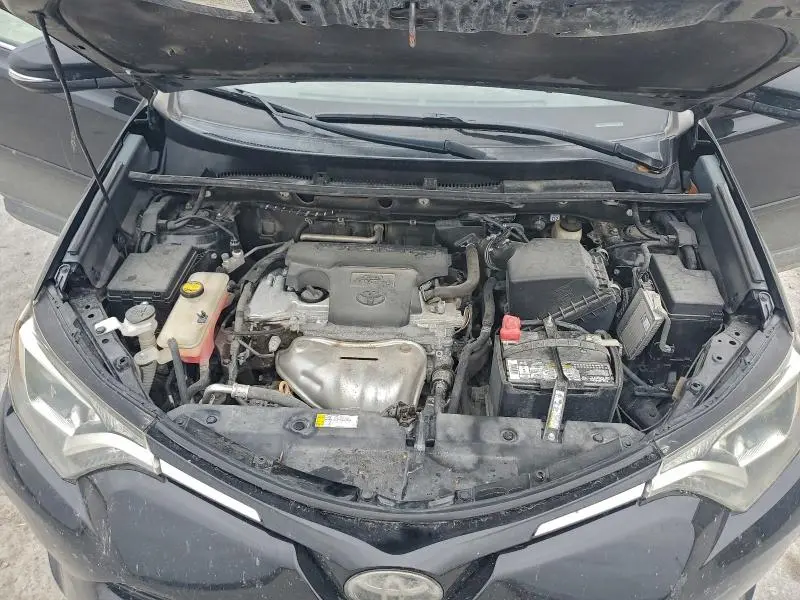 2017 TOYOTA RAV4 XLE  